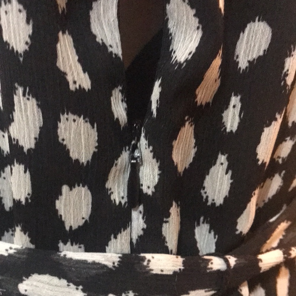 Dress - Picture 3 of 7